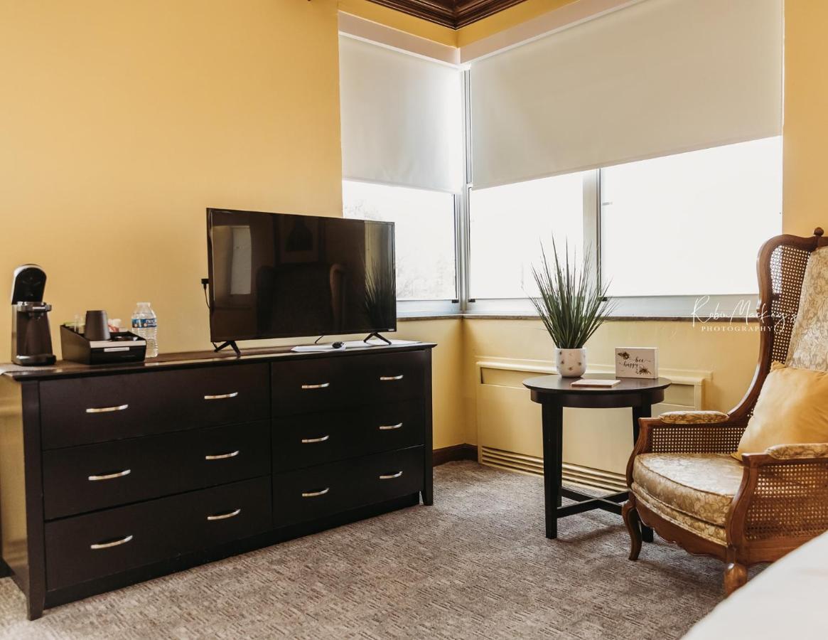 Hotel Phillips Bartlesville Εξωτερικό φωτογραφία
