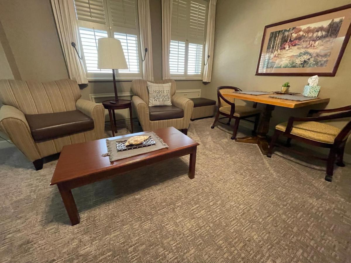 Hotel Phillips Bartlesville Εξωτερικό φωτογραφία